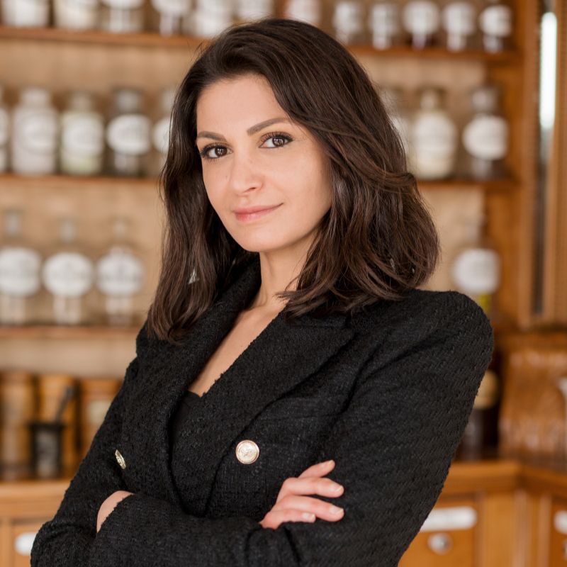 Portrait-Asiye-Dogan